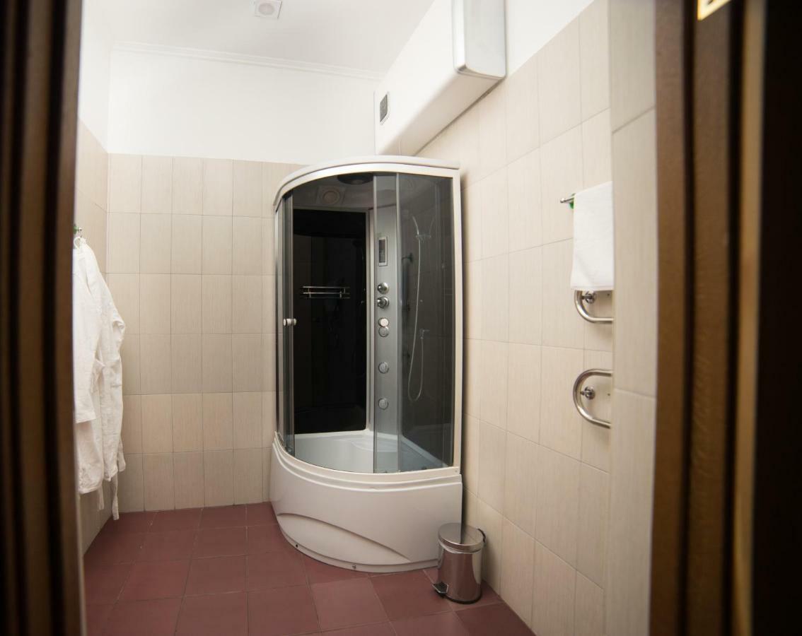 Alex Hotel Odessa Eksteriør bilde