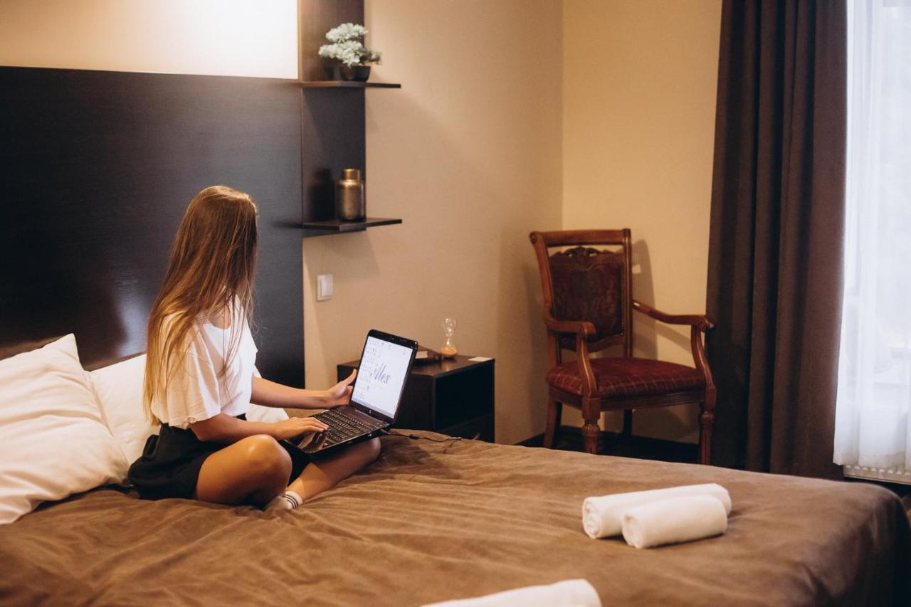 Alex Hotel Odessa Eksteriør bilde